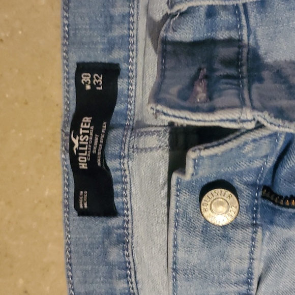 Hollister jeans - Picture 2 of 3